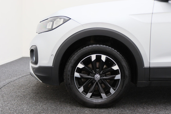 Volkswagen T-Cross 1.0 TSI DSG Style Climate, ACC, Camera, Apple Carplay, Rijstrooksensor, DAB, PDC, 16'' Volkswagen T-Cross 1.0 TSI DSG Style Climate, ACC, Camera, Apple Carplay, Rijstrooksensor, DAB, PDC, 16''