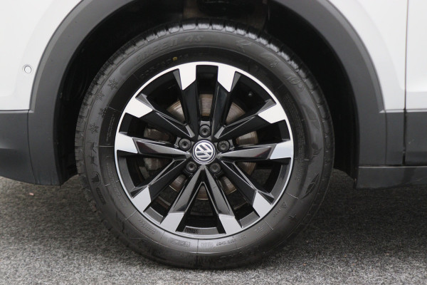 Volkswagen T-Cross 1.0 TSI DSG Style Climate, ACC, Camera, Apple Carplay, Rijstrooksensor, DAB, PDC, 16'' Volkswagen T-Cross 1.0 TSI DSG Style Climate, ACC, Camera, Apple Carplay, Rijstrooksensor, DAB, PDC, 16''