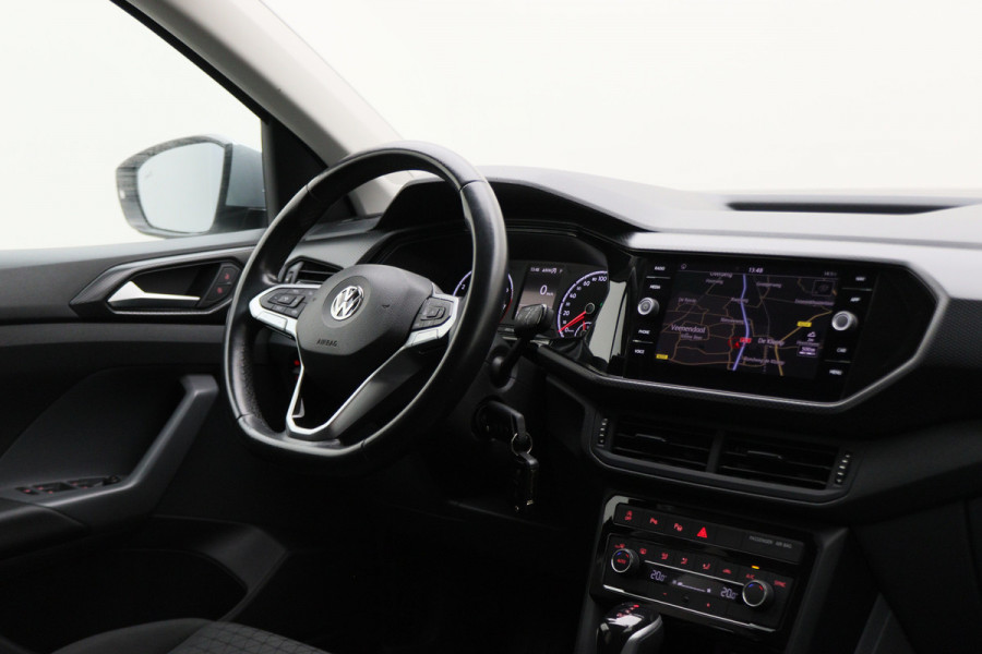 Volkswagen T-Cross 1.0 TSI DSG Style Climate, ACC, Camera, Apple Carplay, Rijstrooksensor, DAB, PDC, 16'' Volkswagen T-Cross 1.0 TSI DSG Style Climate, ACC, Camera, Apple Carplay, Rijstrooksensor, DAB, PDC, 16''