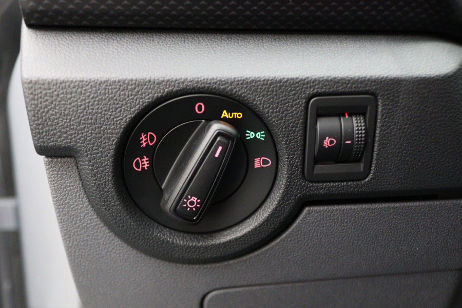 Volkswagen T-Cross 1.0 TSI DSG Style Climate, ACC, Camera, Apple Carplay, Rijstrooksensor, DAB, PDC, 16'' Volkswagen T-Cross 1.0 TSI DSG Style Climate, ACC, Camera, Apple Carplay, Rijstrooksensor, DAB, PDC, 16''