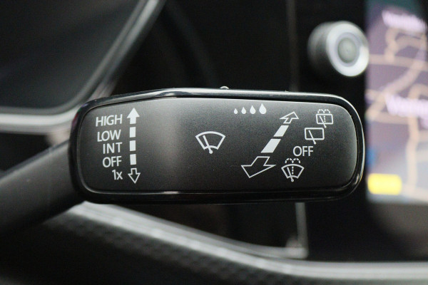 Volkswagen T-Cross 1.0 TSI DSG Style Climate, ACC, Camera, Apple Carplay, Rijstrooksensor, DAB, PDC, 16'' Volkswagen T-Cross 1.0 TSI DSG Style Climate, ACC, Camera, Apple Carplay, Rijstrooksensor, DAB, PDC, 16''