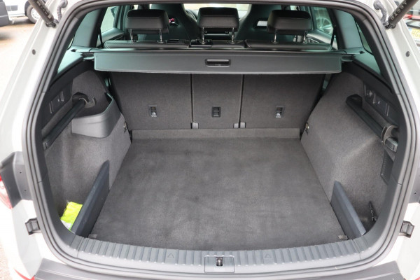 Škoda Kodiaq 1.5 TSI Sportline Business org. NL-auto el.klep stuur+stoelverw. camera