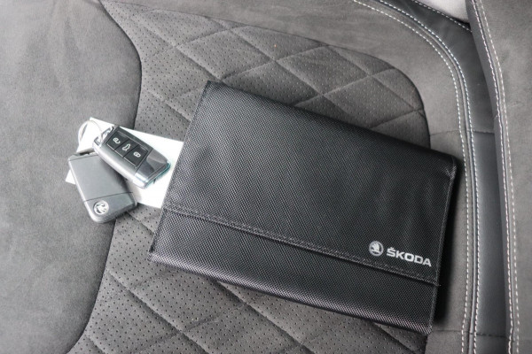 Škoda Kodiaq 1.5 TSI Sportline Business org. NL-auto el.klep stuur+stoelverw. camera