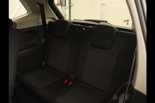 Volkswagen Tiguan Allspace 1.5 TSI Comfortline 7-persoons | 1e eigenaar | Trekhaak | Adaptive cruise | Keyless | Carplay | Navigatie | Climate control | DAB | Parkeerhulp | Bluetooth