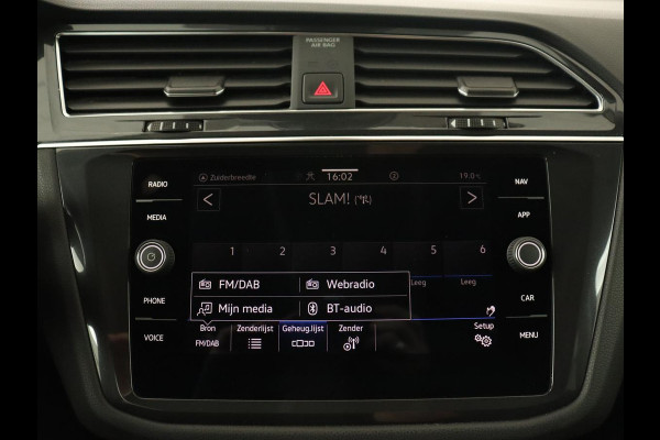 Volkswagen Tiguan Allspace 1.5 TSI Comfortline 7-persoons | 1e eigenaar | Trekhaak | Adaptive cruise | Keyless | Carplay | Navigatie | Climate control | DAB | Parkeerhulp | Bluetooth