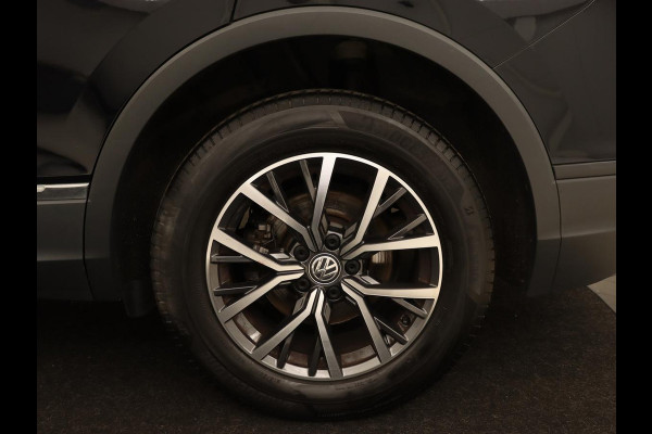 Volkswagen Tiguan Allspace 1.5 TSI Comfortline 7-persoons | 1e eigenaar | Trekhaak | Adaptive cruise | Keyless | Carplay | Navigatie | Climate control | DAB | Parkeerhulp | Bluetooth