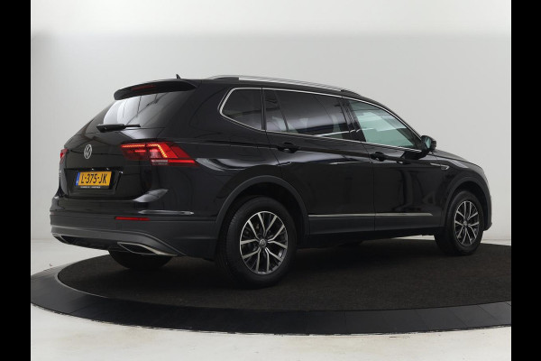 Volkswagen Tiguan Allspace 1.5 TSI Comfortline 7-persoons | 1e eigenaar | Trekhaak | Adaptive cruise | Keyless | Carplay | Navigatie | Climate control | DAB | Parkeerhulp | Bluetooth