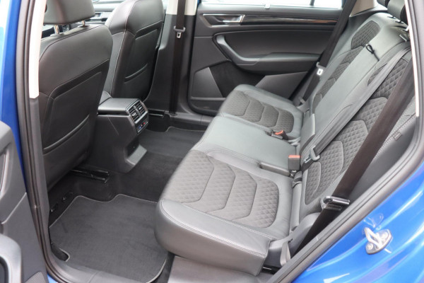 Škoda Kodiaq 1.5 TSI Business Edition Plus org.NL camera's trekhaak el.dak el.klep canton parkeerhulp Škoda Kodiaq 1.5 TSI Business Edition Plus org.NL camera's trekhaak el.dak el.klep canton parkeerhulp