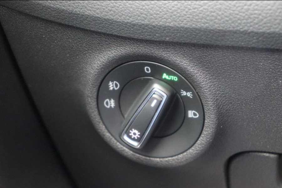 Škoda Kodiaq 1.5 TSI Business Edition Plus org.NL camera's trekhaak el.dak el.klep canton parkeerhulp Škoda Kodiaq 1.5 TSI Business Edition Plus org.NL camera's trekhaak el.dak el.klep canton parkeerhulp