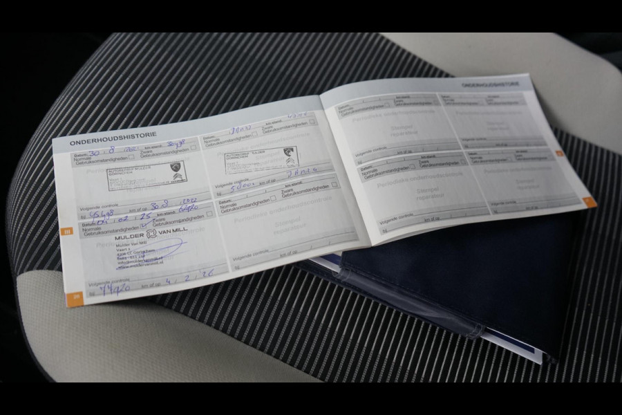 Peugeot 108 1.0 e-VTi Allure TOP! CAMERA-CARPLAY-CLIMA-CRUISE-ORIGINEEL NEDERLANDS-LICHTMETAAL-XENON Peugeot 108 1.0 e-VTi Allure TOP! CAMERA-CARPLAY-CLIMA-CRUISE-ORIGINEEL NEDERLANDS-LICHTMETAAL-XENON