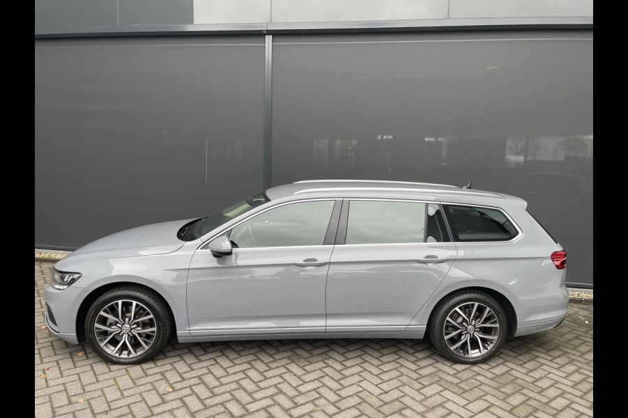 Volkswagen Passat Variant 1.5 TSI Business Climate control - Cruise control - A-uitrijcamera - Bluetooth - Keyless entry - Mistlampen - Licht metalen velgen - Navigatie/Multimedia Volkswagen Passat Variant 1.5 TSI Business Climate control - Cruise control - A-uitrijcamera - Bluetooth - Keyless entry - Mistlampen - Licht metalen velgen - Navigatie/Multimedia