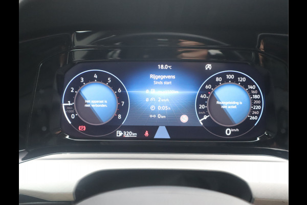 Volkswagen Golf 1.5 TSI Life Business / LED Volkswagen Golf 1.5 TSI Life Business / LED