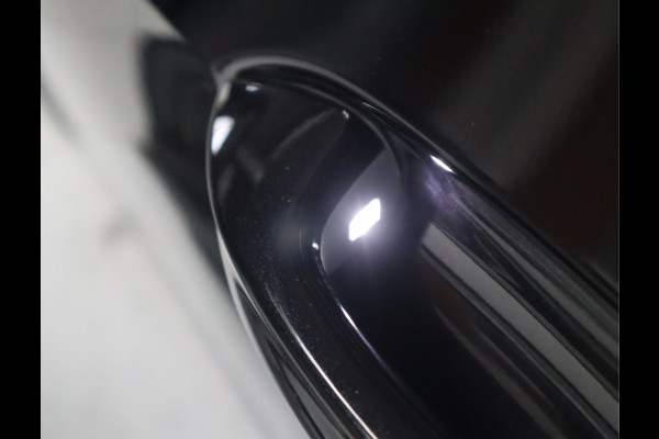 Volkswagen Golf 1.5 TSI Life Business / LED Volkswagen Golf 1.5 TSI Life Business / LED