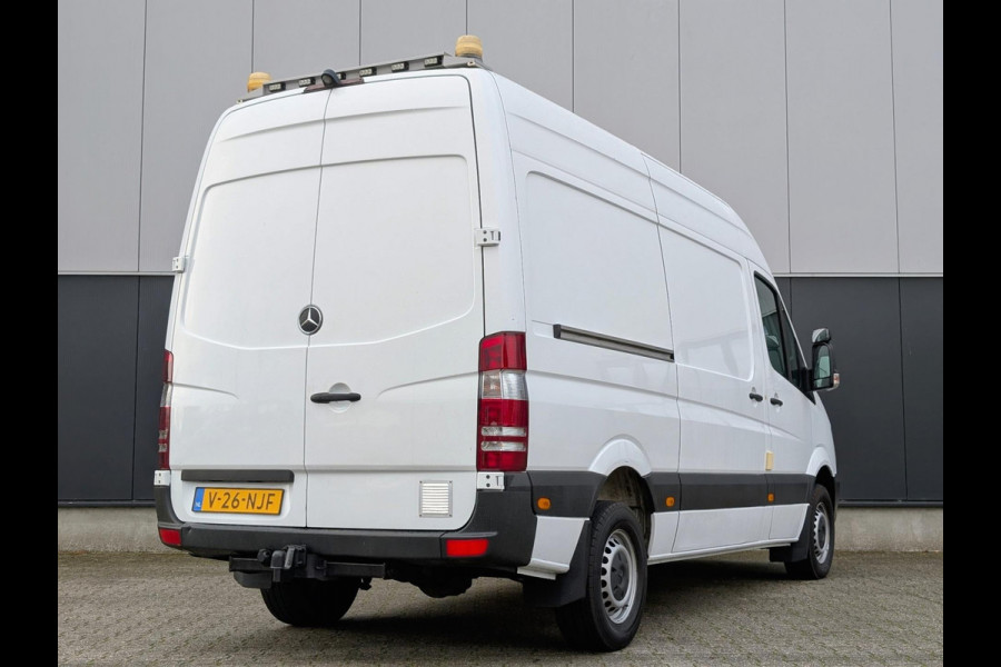 Mercedes-Benz Sprinter 316 160PK RWD 3500KG TREKHAAK AIRCO STANDKACHEL L2H2 Mercedes-Benz Sprinter 316 160PK RWD 3500KG TREKHAAK AIRCO STANDKACHEL L2H2