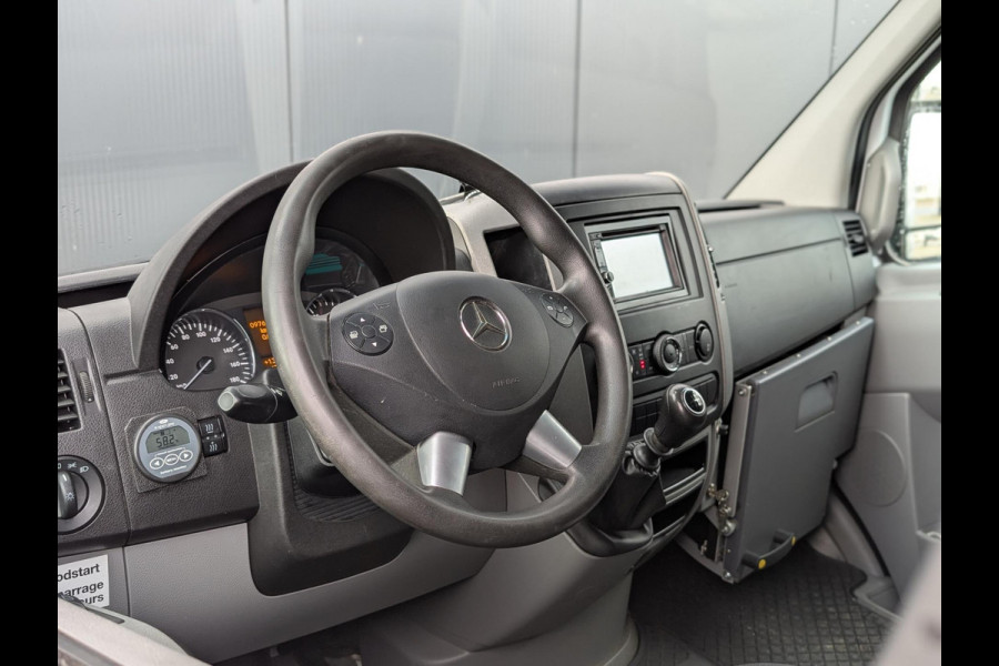 Mercedes-Benz Sprinter 316 160PK RWD 3500KG TREKHAAK AIRCO STANDKACHEL L2H2 Mercedes-Benz Sprinter 316 160PK RWD 3500KG TREKHAAK AIRCO STANDKACHEL L2H2