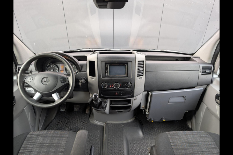 Mercedes-Benz Sprinter 316 160PK RWD 3500KG TREKHAAK AIRCO STANDKACHEL L2H2 Mercedes-Benz Sprinter 316 160PK RWD 3500KG TREKHAAK AIRCO STANDKACHEL L2H2