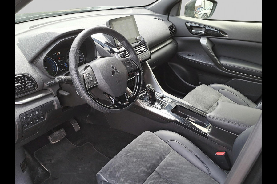 Mitsubishi Eclipse Cross 2.4 PHEV Black Edition | Adaptive Cruise | Navigatie | Apple Carplay | Android Auto Mitsubishi Eclipse Cross 2.4 PHEV Black Edition | Adaptive Cruise | Navigatie | Apple Carplay | Android Auto