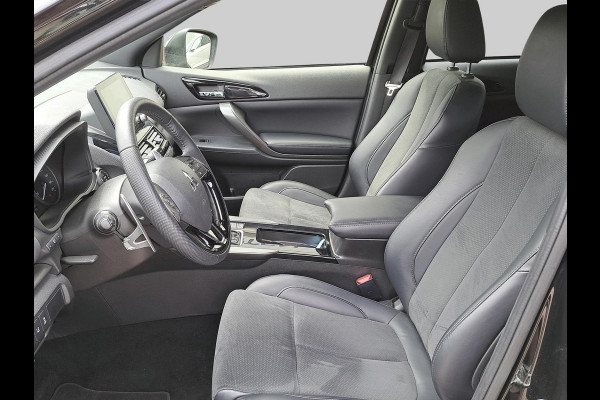 Mitsubishi Eclipse Cross 2.4 PHEV Black Edition | Adaptive Cruise | Navigatie | Apple Carplay | Android Auto Mitsubishi Eclipse Cross 2.4 PHEV Black Edition | Adaptive Cruise | Navigatie | Apple Carplay | Android Auto