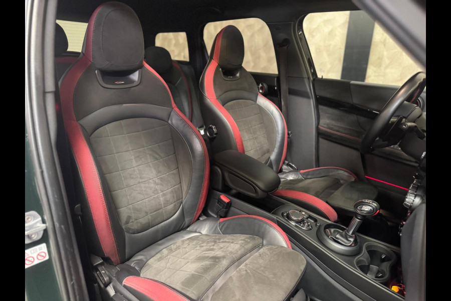 MINI Countryman 2.0 John Cooper Works ALL4 Chili | Pano | Harman/Kardon | Keyless | HUD | Camera | Sfeerverlichting MINI Countryman 2.0 John Cooper Works ALL4 Chili | Pano | Harman/Kardon | Keyless | HUD | Camera | Sfeerverlichting