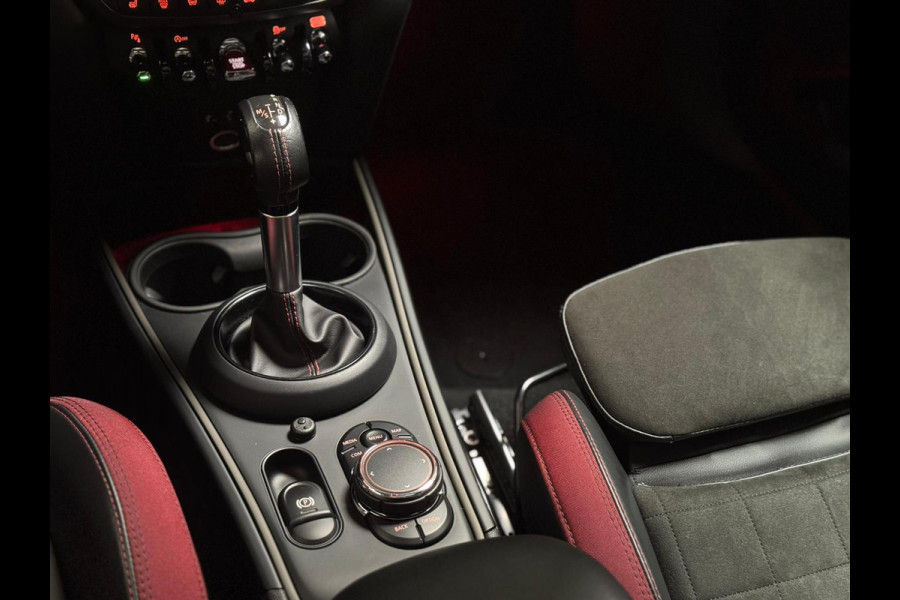 MINI Countryman 2.0 John Cooper Works ALL4 Chili | Pano | Harman/Kardon | Keyless | HUD | Camera | Sfeerverlichting MINI Countryman 2.0 John Cooper Works ALL4 Chili | Pano | Harman/Kardon | Keyless | HUD | Camera | Sfeerverlichting