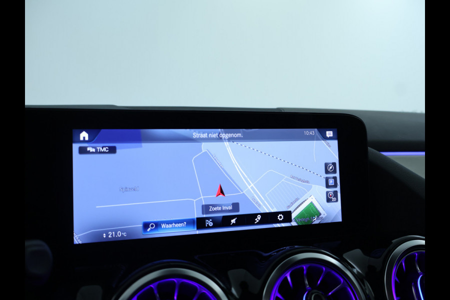 Mercedes-Benz GLA 250 e Plug-Hybride | Achteruitrijcamera | Apple Carplay | Sfeerverlichting | Dodehoekassistent | Inclusief 24 maanden MB Certified garantie voor Europa.