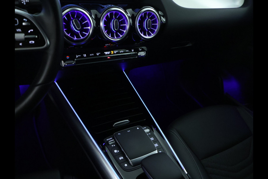 Mercedes-Benz GLA 250 e Plug-Hybride | Achteruitrijcamera | Apple Carplay | Sfeerverlichting | Dodehoekassistent | Inclusief 24 maanden MB Certified garantie voor Europa.