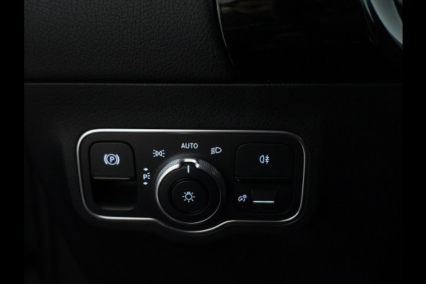 Mercedes-Benz GLA 250 e AMG Plug-In Hybride AMG Line | Dodehoek Assist | 11kW Laden | MiltiBeam Koplampen | Stuur en Stoelverwarming. Inclusief 24 maanden MB Certified garantie voor Europa. Mercedes-Benz GLA 250 e AMG Plug-In Hybride AMG Line | Dodehoek Assist | 11kW Laden | MiltiBeam Koplampen | Stuur en Stoelverwarming. Inclusief 24 maanden MB Certified garantie voor Europa.