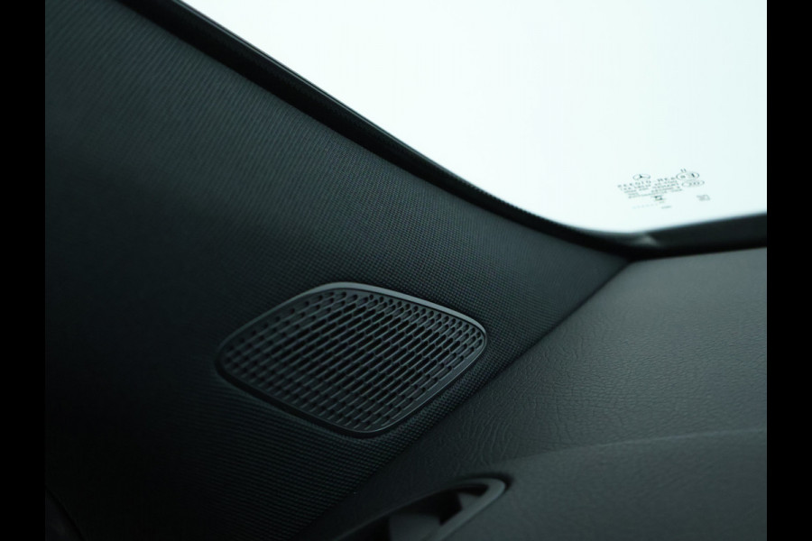 Mercedes-Benz GLA 250 e AMG Plug-In Hybride AMG Line | Dodehoek Assist | 11kW Laden | MiltiBeam Koplampen | Stuur en Stoelverwarming. Inclusief 24 maanden MB Certified garantie voor Europa. Mercedes-Benz GLA 250 e AMG Plug-In Hybride AMG Line | Dodehoek Assist | 11kW Laden | MiltiBeam Koplampen | Stuur en Stoelverwarming. Inclusief 24 maanden MB Certified garantie voor Europa.