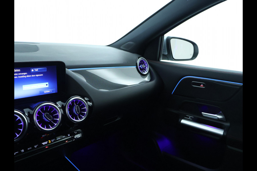 Mercedes-Benz GLA 250 e AMG Plug-In Hybride AMG Line | Dodehoek Assist | 11kW Laden | MiltiBeam Koplampen | Stuur en Stoelverwarming. Inclusief 24 maanden MB Certified garantie voor Europa. Mercedes-Benz GLA 250 e AMG Plug-In Hybride AMG Line | Dodehoek Assist | 11kW Laden | MiltiBeam Koplampen | Stuur en Stoelverwarming. Inclusief 24 maanden MB Certified garantie voor Europa.