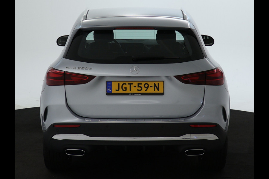 Mercedes-Benz GLA 250 e AMG Plug-In Hybride AMG Line | Dodehoek Assist | 11kW Laden | MiltiBeam Koplampen | Stuur en Stoelverwarming. Inclusief 24 maanden MB Certified garantie voor Europa. Mercedes-Benz GLA 250 e AMG Plug-In Hybride AMG Line | Dodehoek Assist | 11kW Laden | MiltiBeam Koplampen | Stuur en Stoelverwarming. Inclusief 24 maanden MB Certified garantie voor Europa.