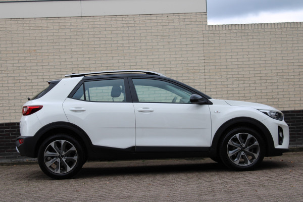 Kia Stonic 1.0 T-GDi DynamicLine | Navigatie | Camera | Carplay Kia Stonic 1.0 T-GDi DynamicLine | Navigatie | Camera | Carplay