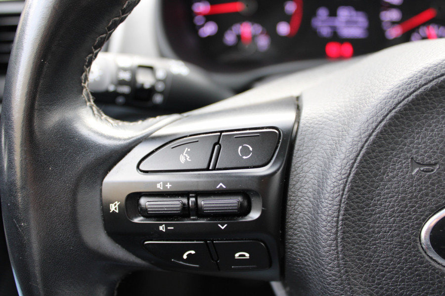 Kia Stonic 1.0 T-GDi DynamicLine | Navigatie | Camera | Carplay Kia Stonic 1.0 T-GDi DynamicLine | Navigatie | Camera | Carplay