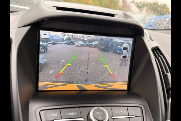 Ford Kuga 1.5 EcoBoost ST Line 150pk Trekhaak | Winterpack | Achteruitrijcamera | Elektrische Achterklep | Keyless Entry Ford Kuga 1.5 EcoBoost ST Line 150pk Trekhaak | Winterpack | Achteruitrijcamera | Elektrische Achterklep | Keyless Entry