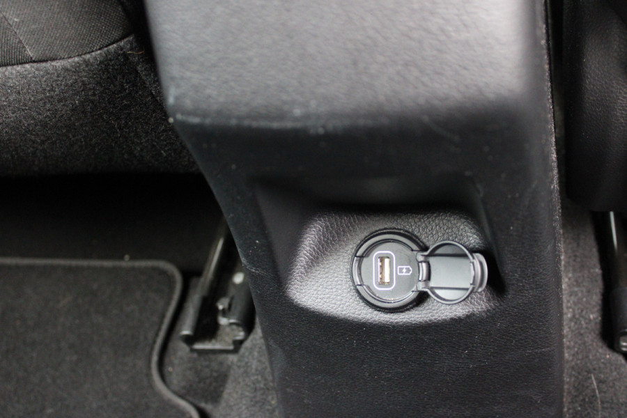 Kia Stonic 1.0 T-GDi DynamicLine | Navigatie | Camera | Carplay Kia Stonic 1.0 T-GDi DynamicLine | Navigatie | Camera | Carplay