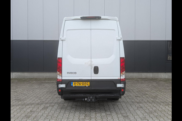 Iveco Daily 35S14V 2.3 AUTOMAAT 3500KG TREKHAAK CRUISE AIRCO NAVI Iveco Daily 35S14V 2.3 AUTOMAAT 3500KG TREKHAAK CRUISE AIRCO NAVI