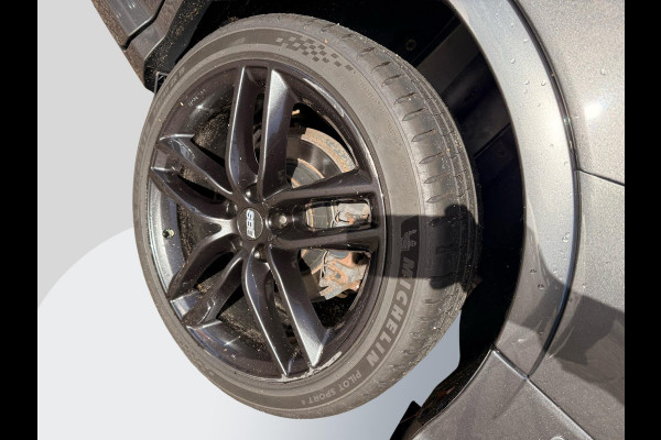 Ford Kuga 1.5 EcoBoost ST Line 150pk Adaptieve Cruise | Trekhaak | Achteruitrijcamera | Stoelverwarming | Nieuwe distributieriem ! | Elektrische Achterklep | Dealer onderhouden