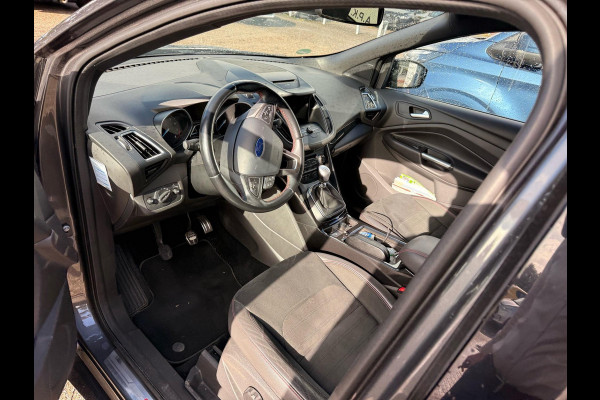 Ford Kuga 1.5 EcoBoost ST Line 150pk Adaptieve Cruise | Trekhaak | Achteruitrijcamera | Stoelverwarming | Nieuwe distributieriem ! | Elektrische Achterklep | Dealer onderhouden