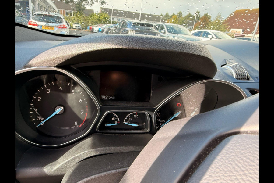 Ford Kuga 1.5 EcoBoost ST Line 150pk Adaptieve Cruise | Trekhaak | Achteruitrijcamera | Stoelverwarming | Nieuwe distributieriem ! | Elektrische Achterklep | Dealer onderhouden