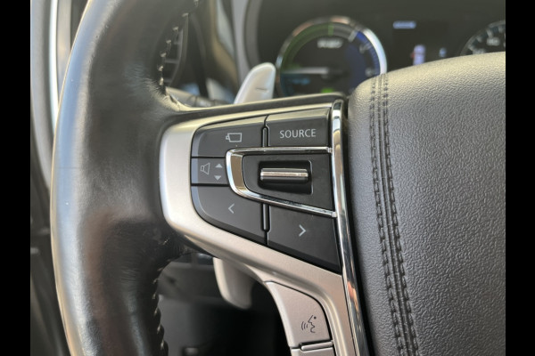 Mitsubishi Outlander 2.4 PHEV Intense+ Trekhaak Mitsubishi Outlander 2.4 PHEV Intense+ Trekhaak