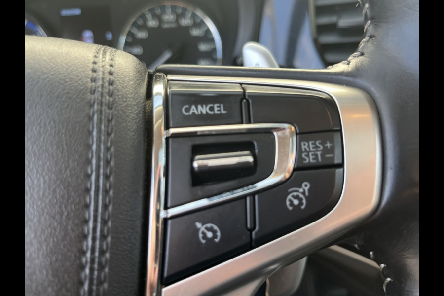 Mitsubishi Outlander 2.4 PHEV Intense+ Trekhaak Mitsubishi Outlander 2.4 PHEV Intense+ Trekhaak