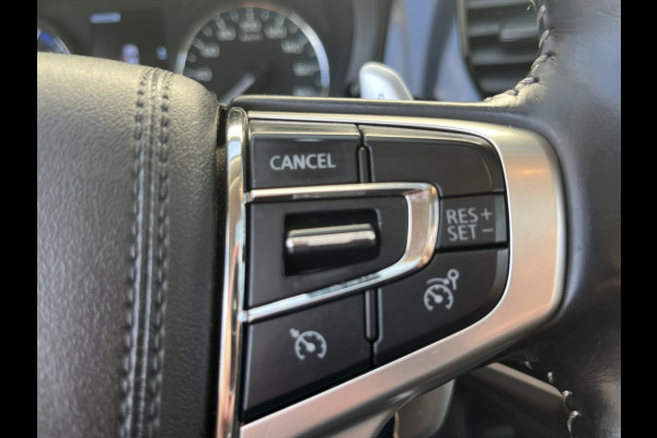 Mitsubishi Outlander 2.4 PHEV Intense+ Trekhaak Mitsubishi Outlander 2.4 PHEV Intense+ Trekhaak