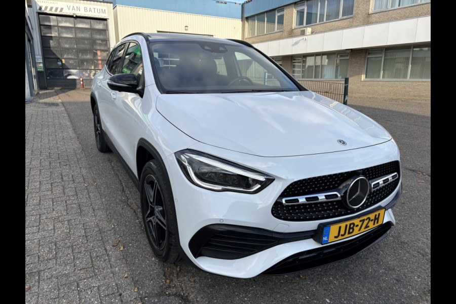 Mercedes-Benz GLA 250 e AMG Line