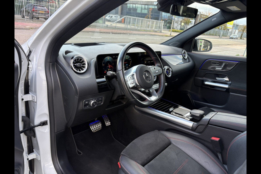 Mercedes-Benz GLA 250 e AMG Line