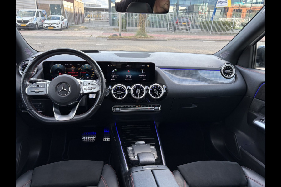 Mercedes-Benz GLA 250 e AMG Line