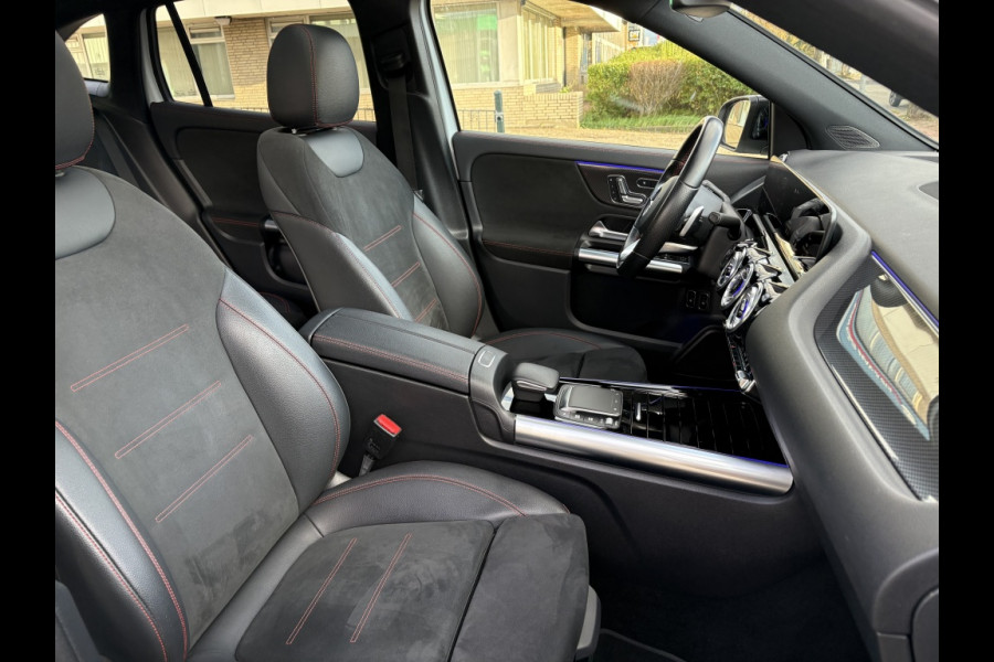 Mercedes-Benz GLA 250 e AMG Line