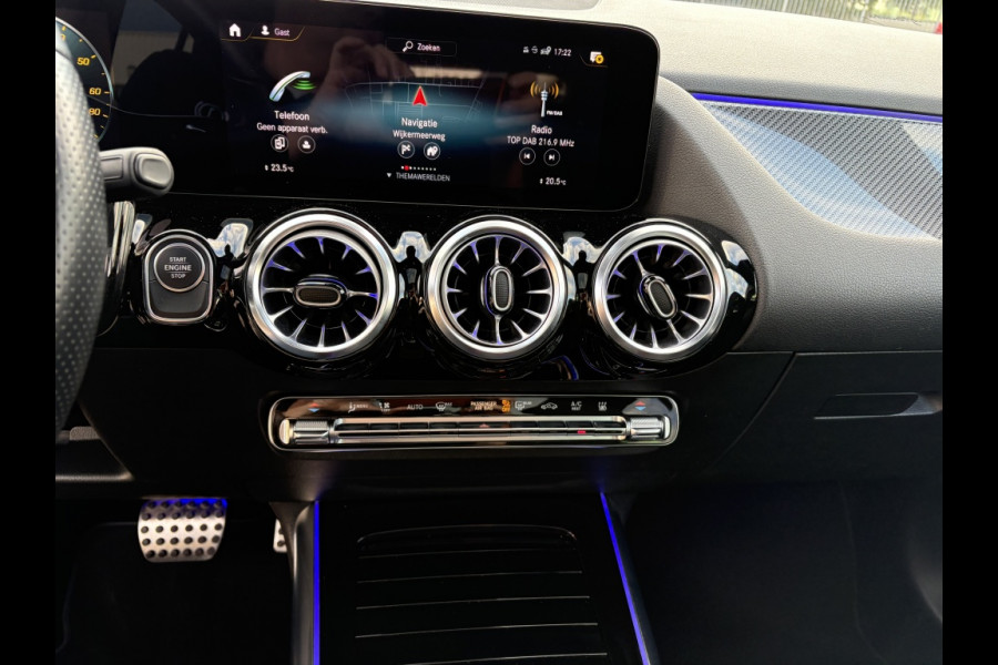 Mercedes-Benz GLA 250 e AMG Line