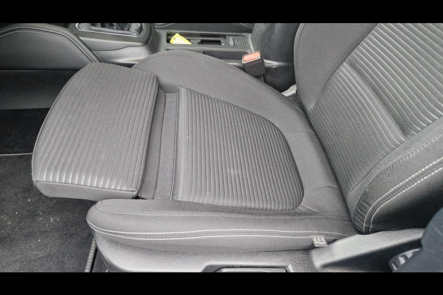 Ford FOCUS Wagon 1.0 EcoBoost Hybrid Titanium X AGR stoelen | 12 inch Touchscreen | Draadloos Android Auto / Apple Carplay | Camera achter | Ford FOCUS Wagon 1.0 EcoBoost Hybrid Titanium X AGR stoelen | 12 inch Touchscreen | Draadloos Android Auto / Apple Carplay | Camera achter |