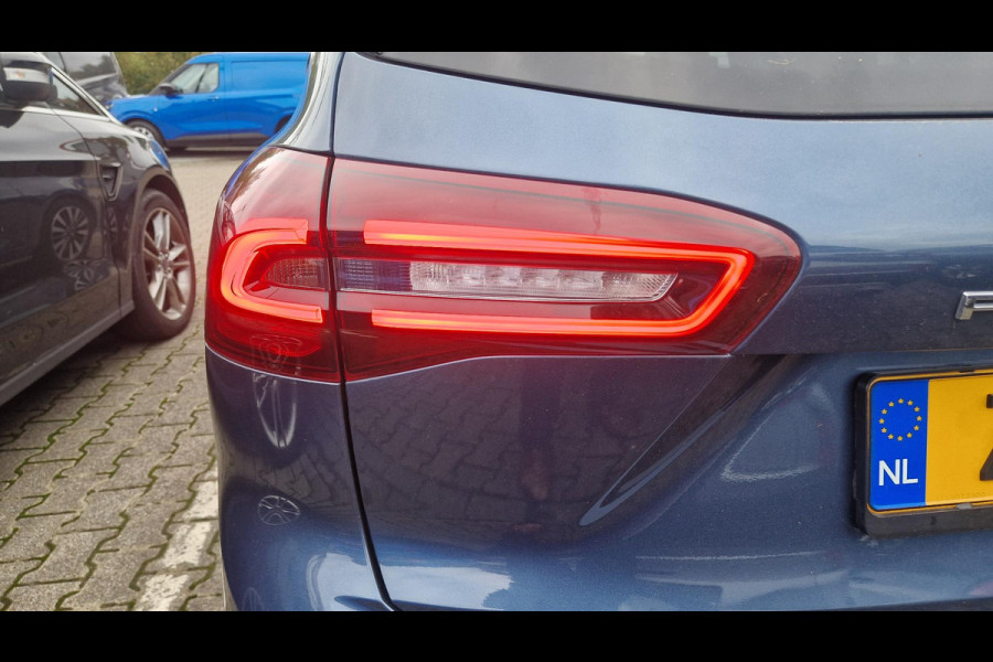 Ford FOCUS Wagon 1.0 EcoBoost Hybrid Titanium X AGR stoelen | 12 inch Touchscreen | Draadloos Android Auto / Apple Carplay | Camera achter | Ford FOCUS Wagon 1.0 EcoBoost Hybrid Titanium X AGR stoelen | 12 inch Touchscreen | Draadloos Android Auto / Apple Carplay | Camera achter |