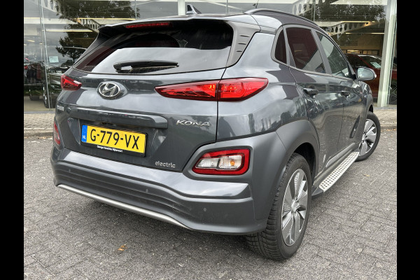 Hyundai Kona EV Premium 64 kWh | SOH 97.4 % | Leder | LED | Adaptive CC | Camera | Side-Steps | (occasion)
