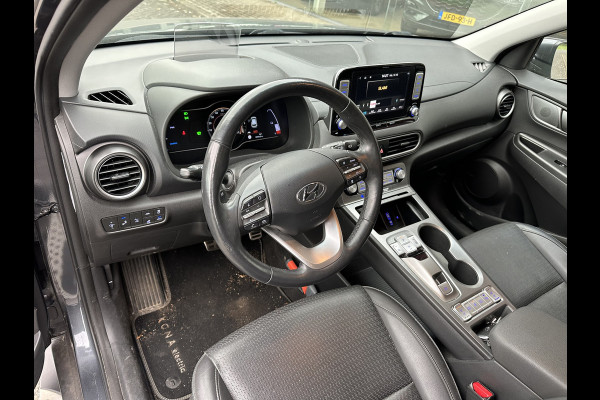 Hyundai Kona EV Premium 64 kWh | SOH 97.4 % | Leder | LED | Adaptive CC | Camera | Side-Steps | (occasion)
